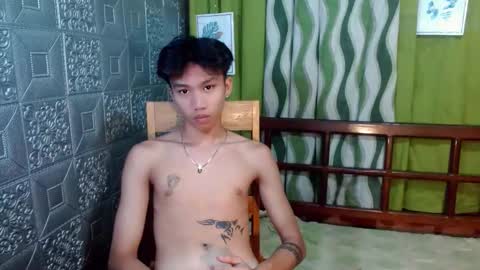 Snapshot of urguy_xian chatting on February 11, 7:23 am xian online show from February 11, 7:23 am