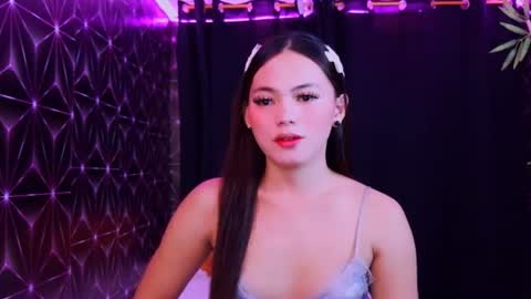 Snapshot of urhot_maxine chatting on July 20, 12:47 am urhot_maxine online show from July 20, 12:47 am