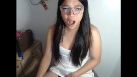 urhotangela online show from December 22, 12:40 am