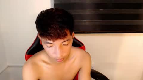 Ethan online show from February 14, 4:26 pm