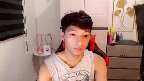 Ethan online show from March 1, 4:09 pm