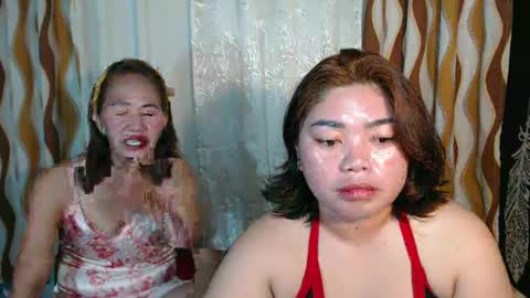 Snapshot of urhotvivian11 chatting on February 2, 7:09 am urhotvivian11 online show from February 2, 7:09 am