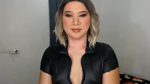 Snapshot of urjerkingdoll chatting on January 6, 10:37 pm Zoe online show from January 6, 10:37 pm