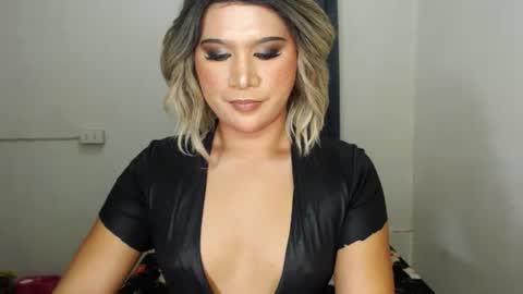 Snapshot of urjerkingdoll chatting on February 20, 2:57 pm Zoe online show from February 20, 2:57 pm