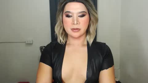 Snapshot of urjerkingdoll chatting on February 27, 11:31 am Zoe online show from February 27, 11:31 am