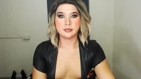 Snapshot of urjerkingdoll chatting on March 10, 2:28 am Zoe online show from March 10, 2:28 am