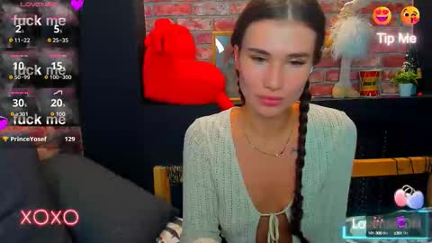 Alice online show from October 8, 2:58 pm