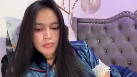 Amira online show from November 7, 11:43 am