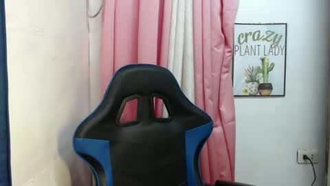 Sofie online show from November 24, 4:51 pm