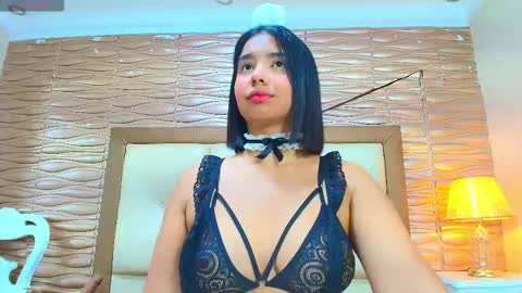 Love online show from March 4, 6:25 pm