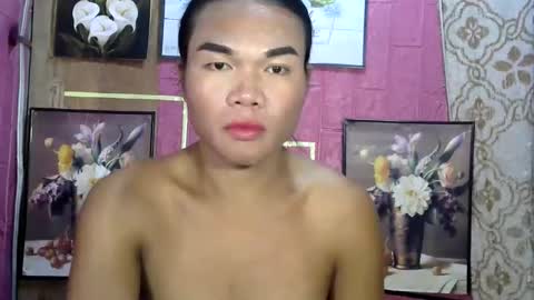 Snapshot of urluckyfuck123 chatting on June 2, 10:28 am Jasmin online show from June 2, 10:28 am