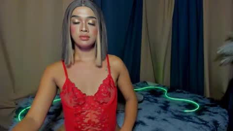 Snapshot of urmorenagoddess_xx chatting on May 20, 6:36 pm natalie online show from May 20, 6:36 pm