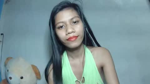Snapshot of urmorenasexygirl4u chatting on March 12, 7:09 pm It me SHELLA online show from March 12, 7:09 pm
