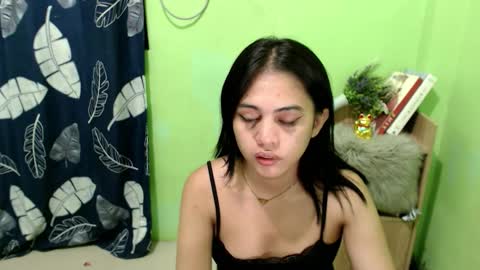 Snapshot of urmystical_sofie chatting on November 4, 12:04 pm urmystical_sofie online show from November 4, 12:04 pm