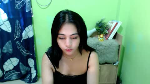 Snapshot of urmystical_sofie chatting on November 5, 2:33 am urmystical_sofie online show from November 5, 2:33 am