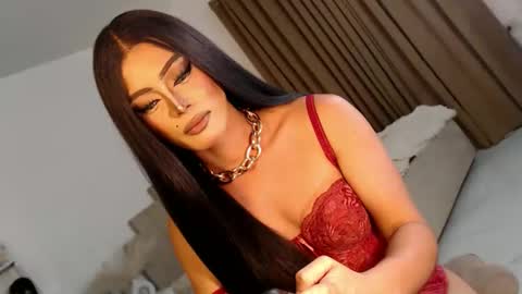 Snapshot of urnauthy_ciliaxxx chatting on April 21, 1:42 am cecilia online show from April 21, 1:42 am