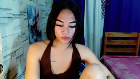 Snapshot of urpinay_girl01 chatting on July 10, 7:27 pm Ms Ayesha online show from July 10, 7:27 pm