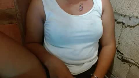 Snapshot of urpinaymorena chatting on October 12, 1:54 pm Aleah online show from October 12, 1:54 pm