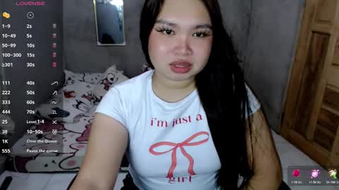 Snapshot of urpinayslutxxx chatting on May 3, 9:43 pm Jane online show from May 3, 9:43 pm