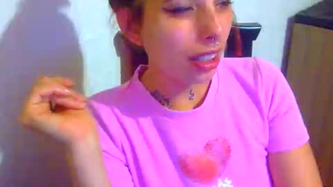 Aniie online show from October 16, 8:54 pm