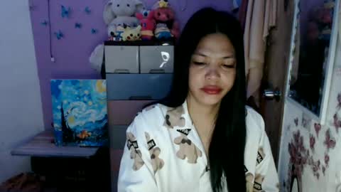 Snapshot of urpreciouspinayxxx chatting on July 8, 1:54 am hi im kim online show from July 8, 1:54 am