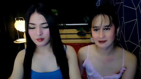 Snapshot of ursatisfactiongirl chatting on April 8, 4:40 pm ursatisfactiongirl online show from April 8, 4:40 pm