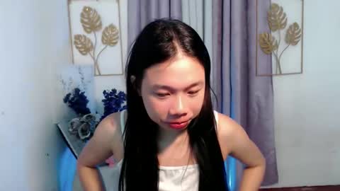 JUST CALL ME LLANA online show from December 19, 4:19 am