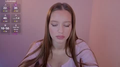 Olivia online show from June 19, 7:06 pm