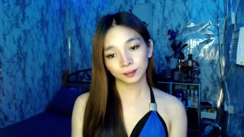 Yhana online show from December 4, 1:58 am