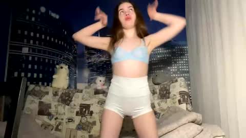 Snapshot of ursoulandheart chatting on January 19, 1:32 am Hannah online show from January 19, 1:32 am