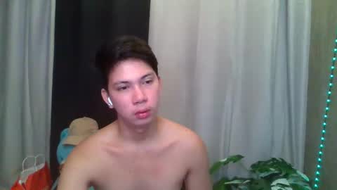 ursweet_jade online show from April 6, 1:03 am