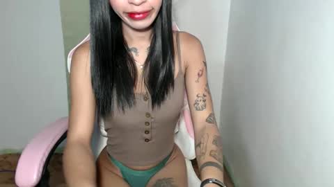 ursweet_zeviixx online show from November 11, 9:48 pm