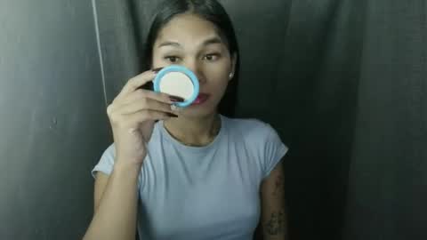 ursweet_zeviixx online show from May 28, 8:55 am
