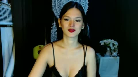 Snapshot of urthai_hotfilipinax chatting on January 22, 10:18 am angel online show from January 22, 10:18 am