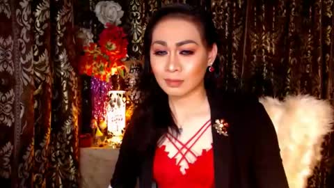 Snapshot of urtimelessbeauty chatting on January 17, 6:33 pm Merca online show from January 17, 6:33 pm