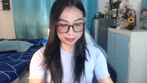 Ashley Kate Mateo Gray online show from June 25, 9:25 am