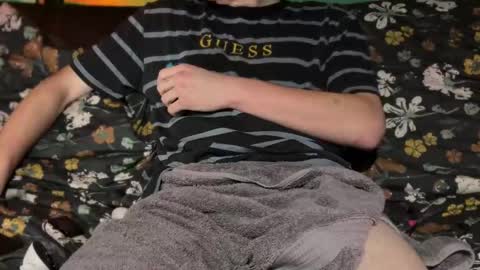 Snapshot of user__null chatting on October 31, 11:28 pm user__null online show from October 31, 11:28 pm