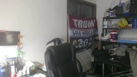 Eric online show from October 31, 9:43 am