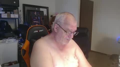 Eric online show from April 19, 12:26 pm