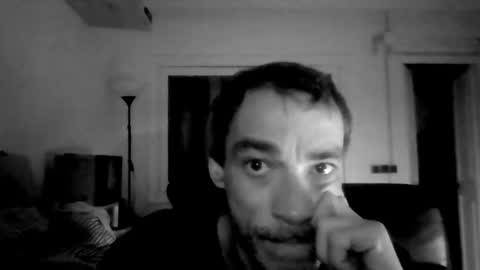 uthonn online show from March 27, 6:51 pm