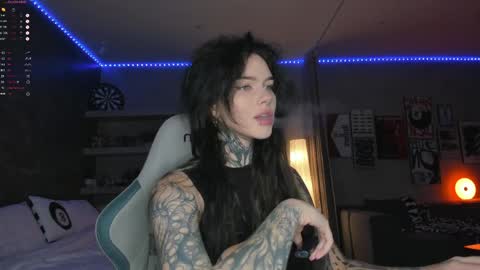 Eva online show from May 12, 6:49 pm