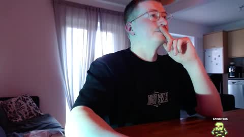 vacation__ online show from February 18, 4:05 pm