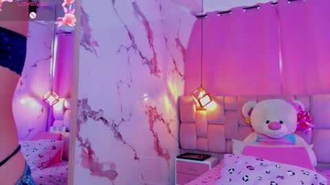 Vagaro online show from February 28, 7:48 pm