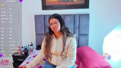 Vahiolet smith online show from March 26, 4:18 am