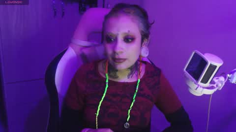 Vainilla Independent model online show from February 21, 1:06 am