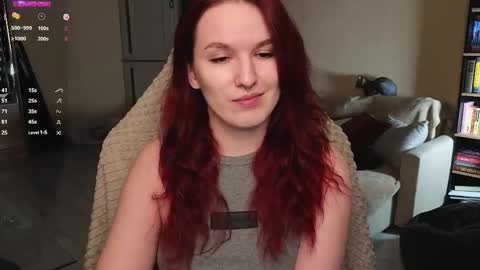 Val online show from February 12, 8:15 pm