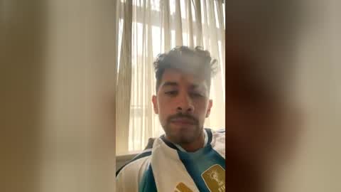 Snapshot of valen_fit chatting on July 23, 6:28 pm Valentin Fit online show from July 23, 6:28 pm