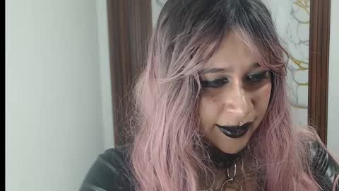 valen_ross7 online show from March 4, 1:44 am