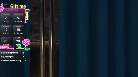 Valentia online show from October 8, 1:58 am