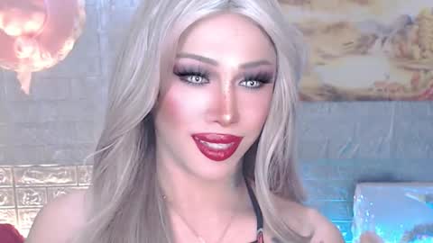 Snapshot of valentina_goddess_tsxxx chatting on April 21, 2:26 am Amanda online show from April 21, 2:26 am